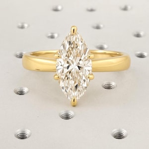 0.5-2 Carat IGI Certified Marquise Lab Grown Diamond Ethical Engagement Ring | VVS F Color Diamond Solitaire | Custom Ring in Gold/Platinum
