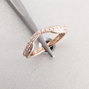 Diamond Wedding Band, 14k Rose Gold Wedding Ring, Diamond Stacking Ring, Womens Wedding Band, Personalized Gift for Her, Dainty Wedding Band