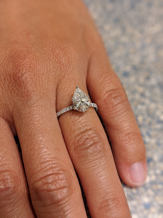 14K Solid Gold Engagement Ring 1.25CT Pear Moissanite Diamond