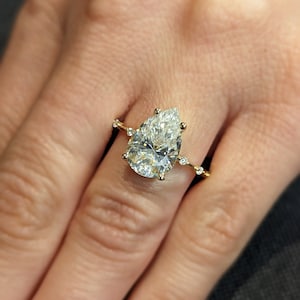 3 CT Pear Shape Lab Grown Diamond Engagement Ring | 4 Prong Tear CVD Diamond Solitaire Ring in Yellow Gold | Minimalist Pear Engagement Ring