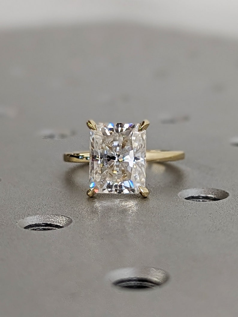 3ct Radiant Cut Lab Diamond Solitaire, 14K Yellow Gold Engagement Ring ...