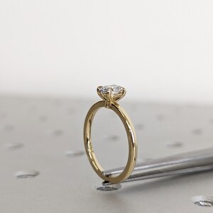Solitaire Oval cut 0.5ct Lab Diamond 14K Yellow Gold Engagement Ring