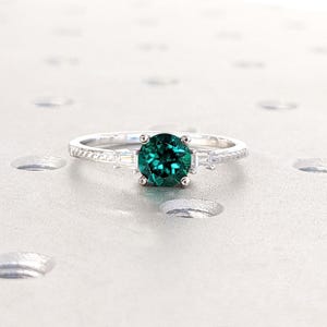Green Emerald and Diamond Round cut Engagement Ring for Women | May Birthstone Ring Birthday Gift | 14k Solid Gold Ring White Yellow Rose