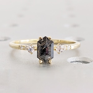 Unique Salt and Pepper Diamond Engagement Ring, 14k Solid Gold Ring, Vintage Wedding Anniversary Ring, Hexagon Diamond Ring, Gift for Women