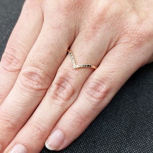 Anillo de compromiso con diamantes de sal y pimienta, anillo de bodas de oro rosa con forma de pera estilo art déco, anillo nupcial antiguo con sal y pimienta. imagen 10
