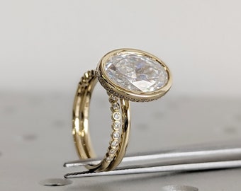 4 Karat Oval Lab Diamant Solitär Verlobungsring Set | 14K Gelbgold Moissanite Hidden Halo Vorschlag Ring | Benutzerdefinierte Ewigkeit Trauring