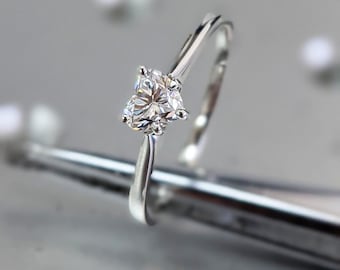 14K Solid Gold Engagement Ring / 2CT Heart Moissanite Diamond Wedding Ring/Moissanite Engagement Ring/Stack Ring/Promise ring/White gold