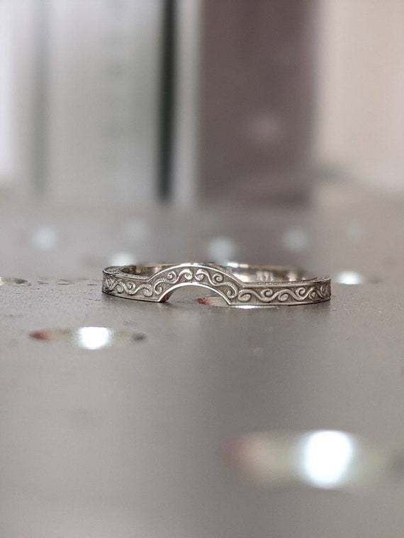 Curved filigree wedding band store