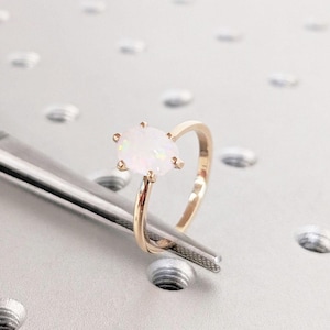 Bagues en or 14 carats pour femme |  Bague opale 1 carat | Bague de fiançailles en or rose, taille ovale | Bague cristal opale | Opale naturelle lumineuse | Bijoux en opale