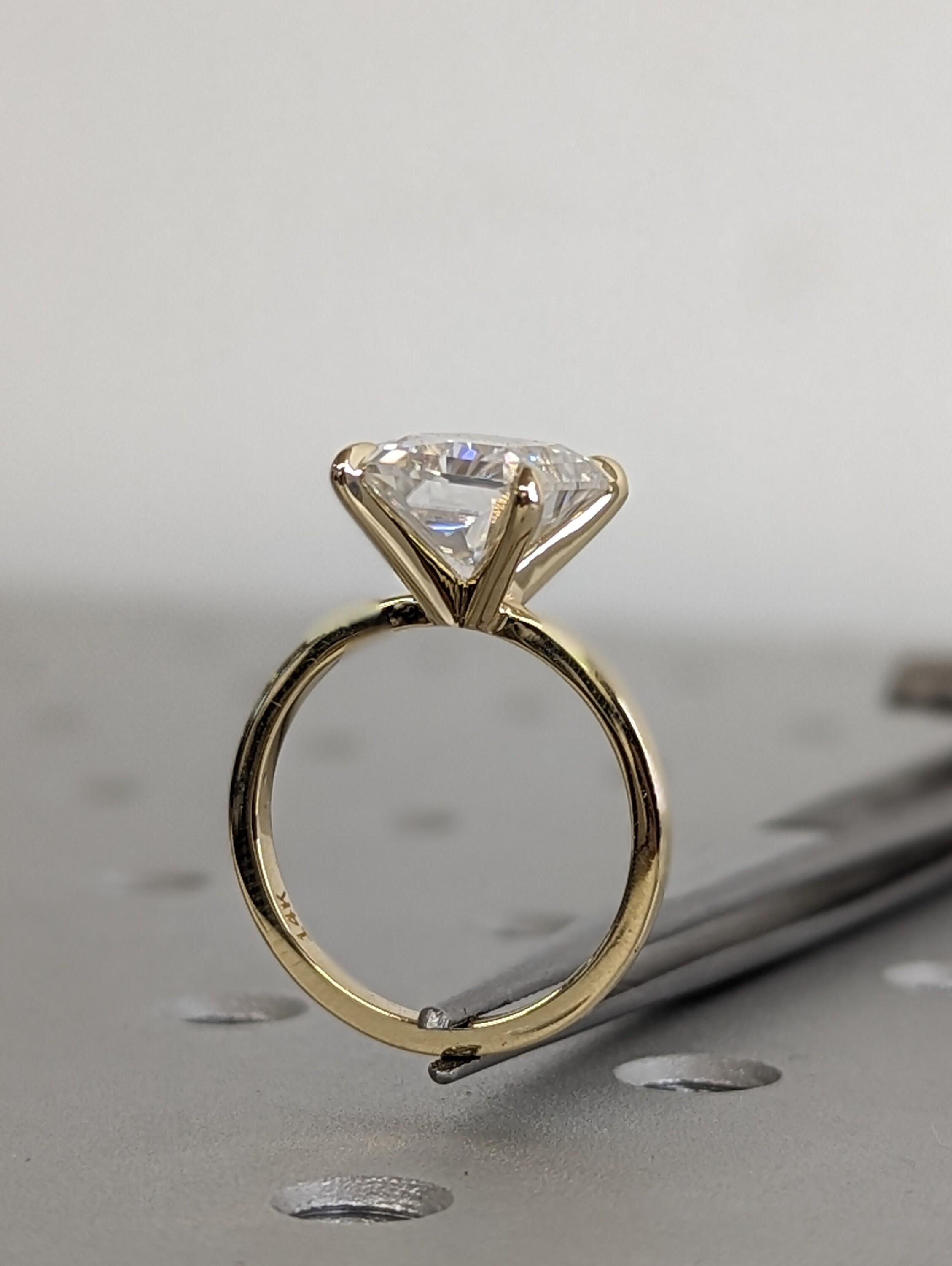 3ct Radiant Cut Lab Diamond Solitaire, 14K Yellow Gold Engagement Ring ...