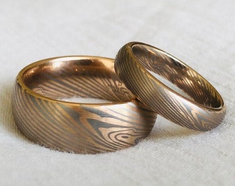 Rosegold Mokume Gane Wolfram Ring - 8mm geschmiedet - Mokume Band - Damast Ring - Zweifarbige Mokume - Mokume Eheringe - Mokumegane