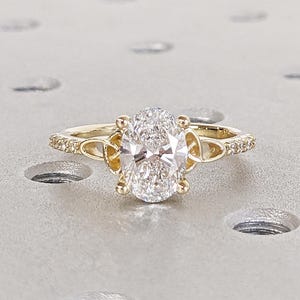Oval cut Moissanite Celtic Engagement Ring for Women, 14k Solid Yellow Gold Irish Knot Promise Ring, Diamond Cluster Eternity Band for Her