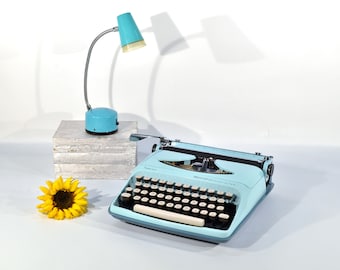 Retro Remington Easy-Riter  Portable Typewriter/ Vintage Aqua Blue Typewriter