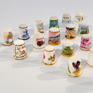 18 pieces Vintage Thimbles- Antiques Thimbles -Thimble Collection