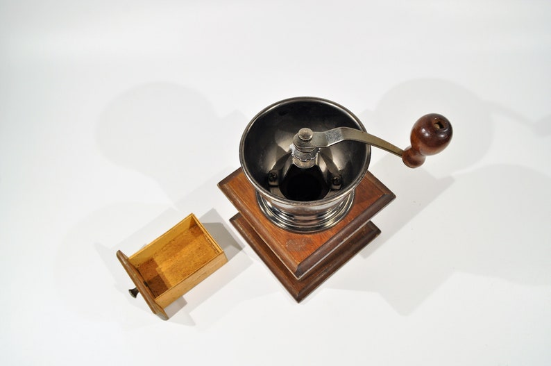 Mr Dudley International Vintage Coffee GrinderMill Grindersvintage hand grinderretro coffee grindercast iron grinderantique grinder