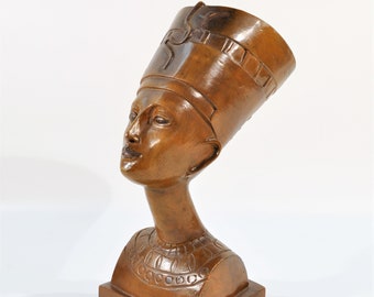 12'' T Queen Cleopatra Wood Sculpture /Egyptian Sculpture /Ancient Egyptian Pharaoh Cleopatra Statue