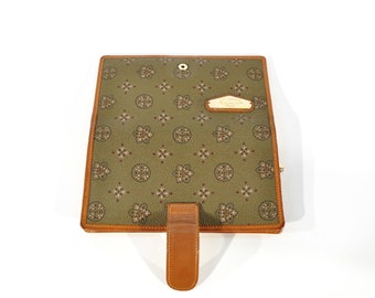 Authentic Louis Vuitton wallet. Used for Sale in Rancho Palos