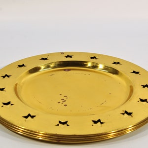 4 Vintage Solid Brass Star Design Charger Plate/ Vintage Holidays Dinner Brass Charger Plates