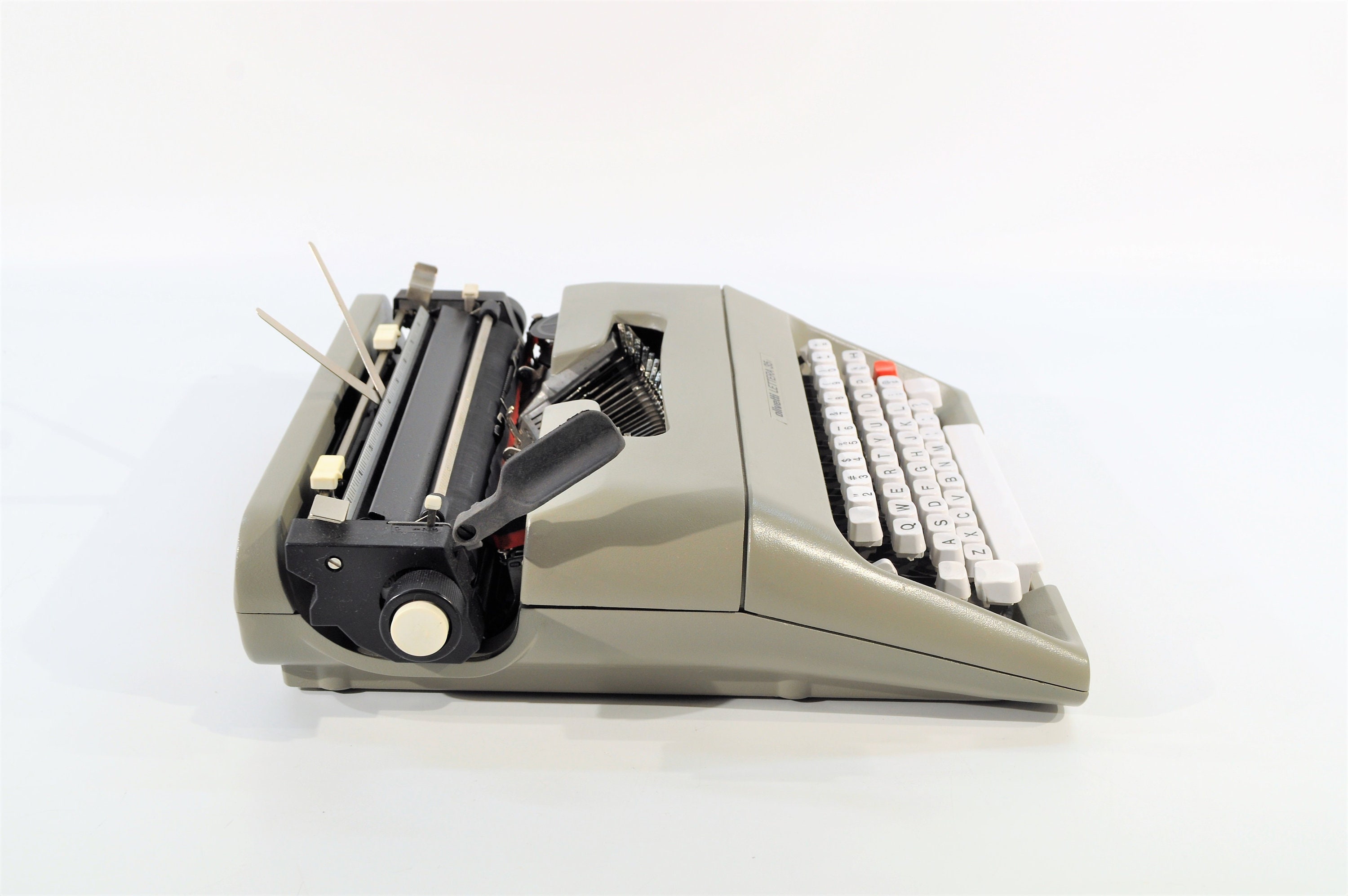 Retro Olivetti Lettera 35 Typewriter - Etsy