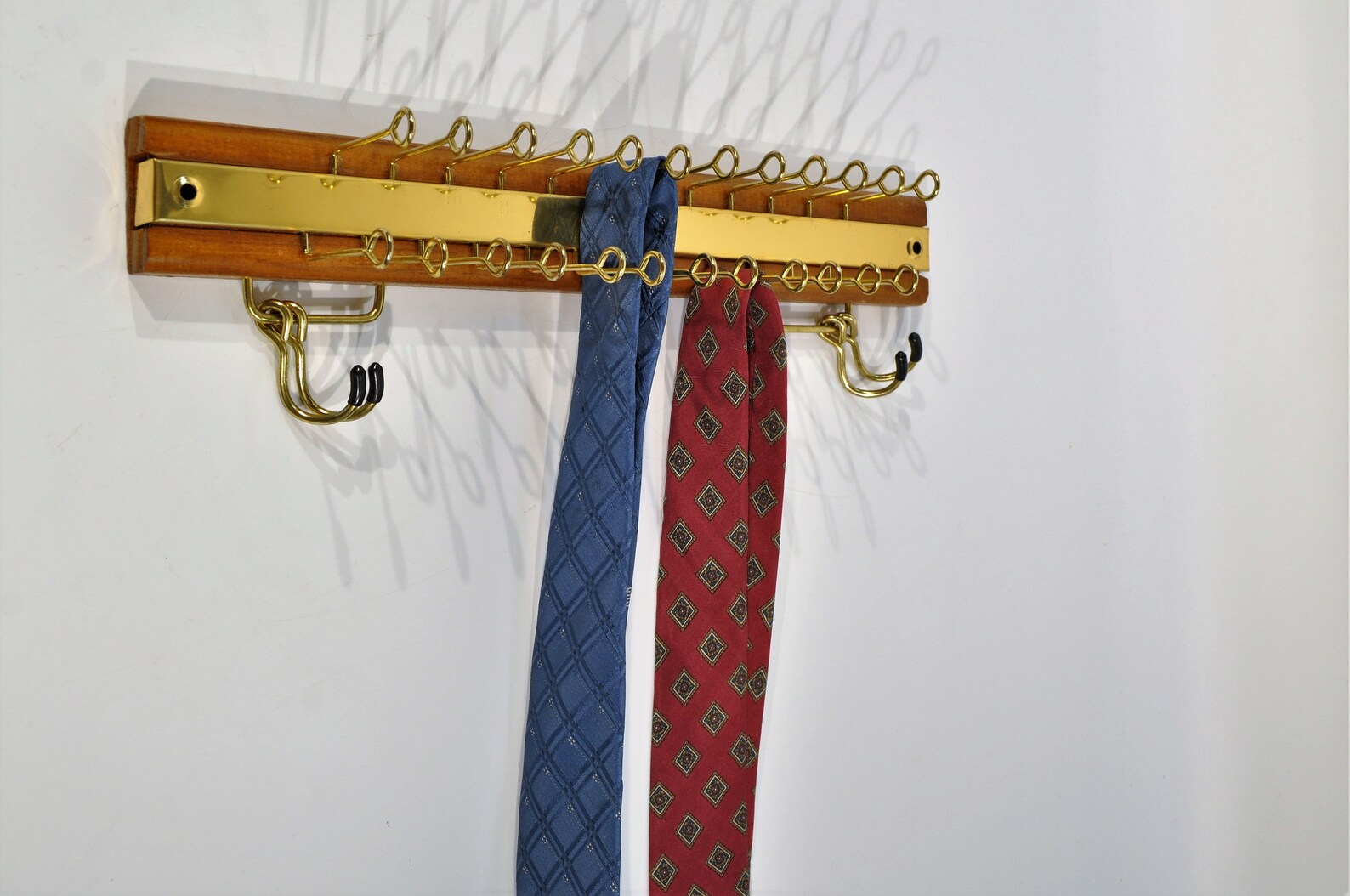 24 Hooks Wall Mount Tie Rack With 4 Belt Hooks / Deluxe Wood Etsy