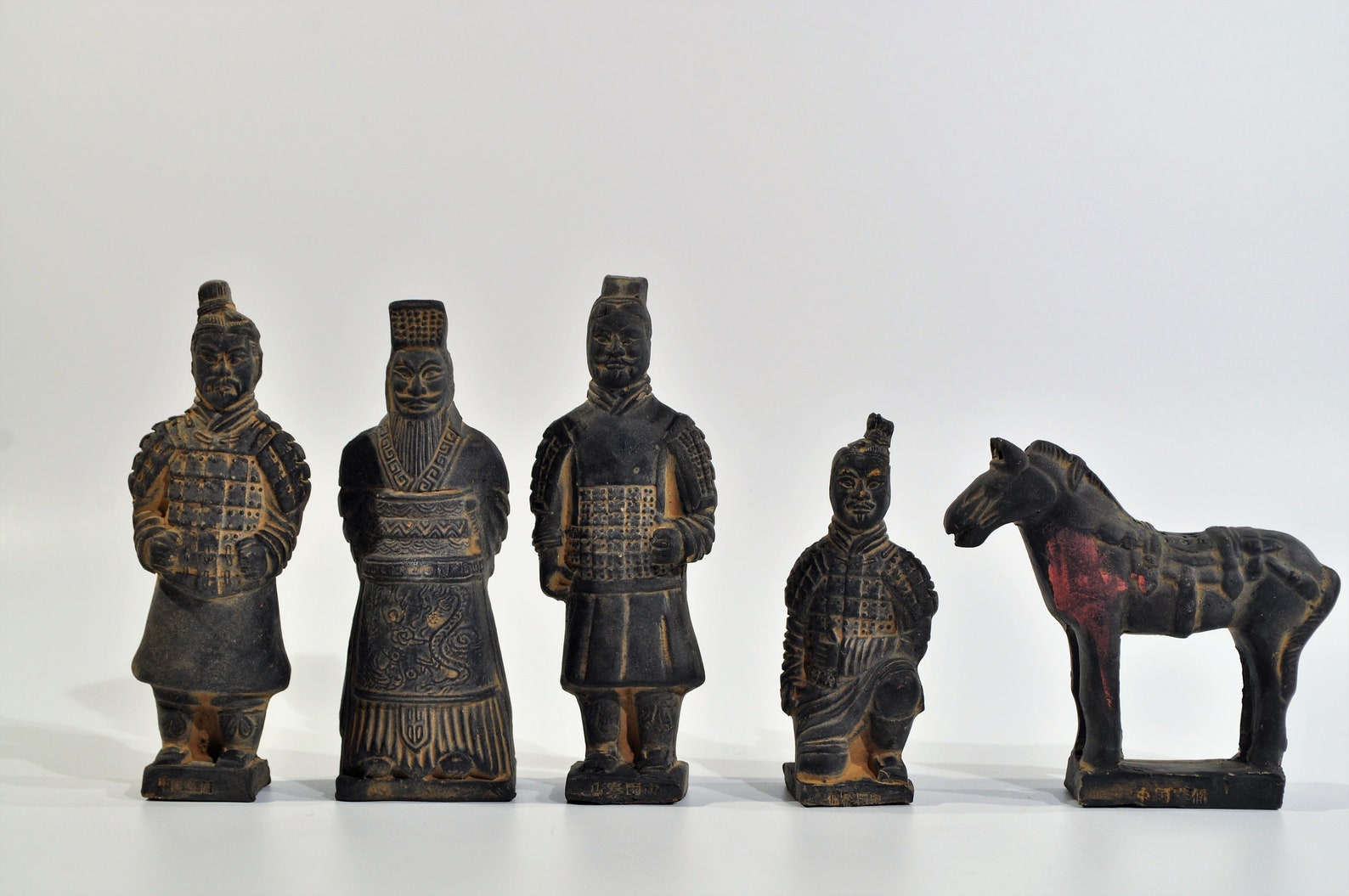 Set Mit 4 Chinesischen Terrakotta-Kriegern – Steinguss, Frostsicher, Höhe 31–37 Cm, Je Ca. 10 Kg