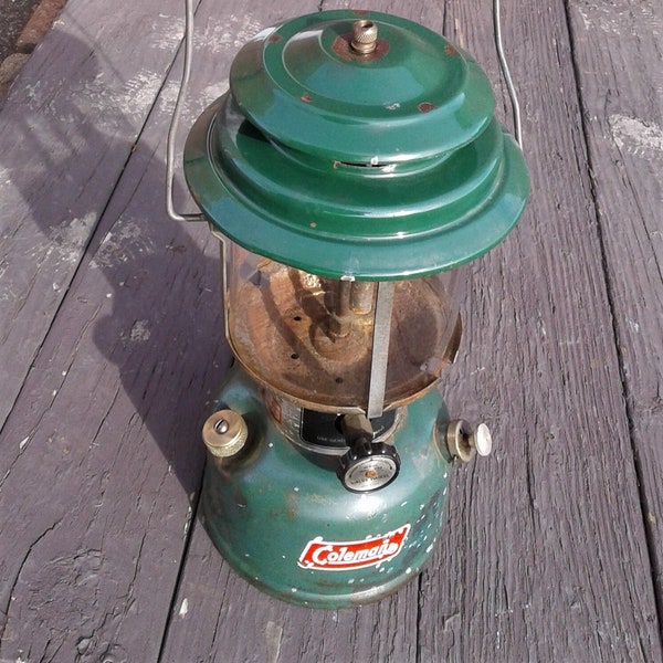 Vintage Coleman Camping Lantern 220H 1973