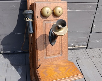 Antique Oak Wall Hand Crank Kellogg Telephone Patent Date of 1901