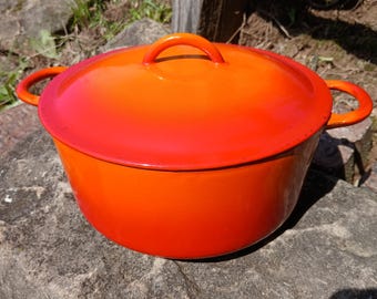 Descoware Cast Iron Round Orange Flame Enamel  Dutch Oven Pot Belgium 1950