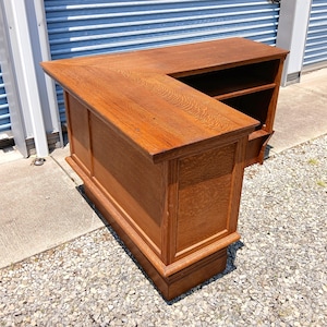 Antique Quarter Sawn Oak L Shaped General Store Counter Bar 1920s