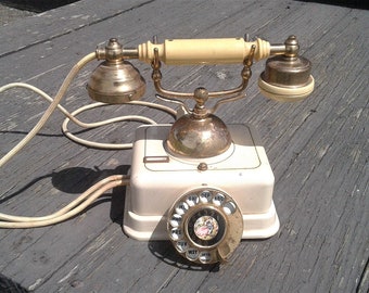 Vintage French Provincial Rotary Dial Telephone JK-4 Japan 1960s