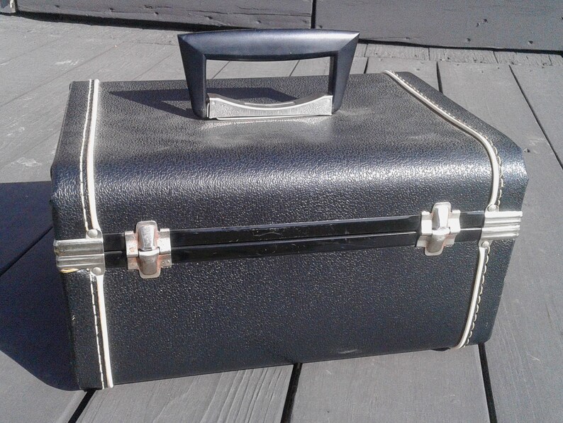 Vintage Black Silver Beauty Train Case with Original Key New Old Stock image 5