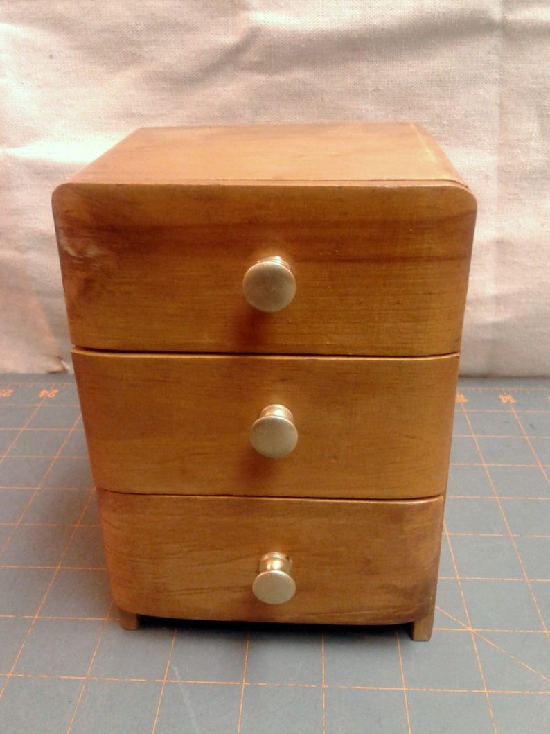 doll chest of drawers