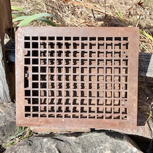 Antique Victorian Cast Iron Floor Register Vent 1890s