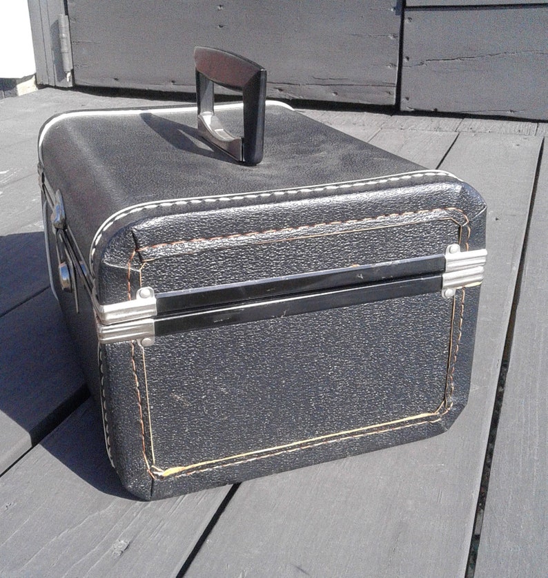 Vintage Black Silver Beauty Train Case with Original Key New Old Stock image 6