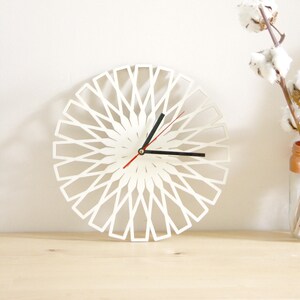 Wooden geometric clock, modern minimal design, poplar wood, Wall Art, original home decor, unique and natural gift, round shape 11 inch image 3