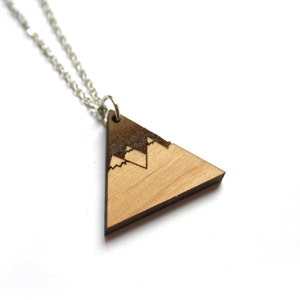 Wood collar with mountain pendant, nature inspiration, landscape, lasercut and laser engraving, triangle shape, chic modern hand made France image 1
