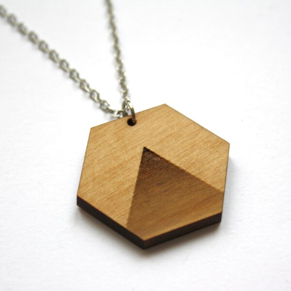 Colgante colgante de madera geométrica hexagonal, patrón de triángulo, diseño de fabricación francesa, gráfico gráfico / arte moderno minimalista gráfico
