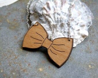 Wooden women Bow tie necklace, wood jewel, unique accessory, cute feminine jewellery, natural and trendy gift for her, made in France Paris