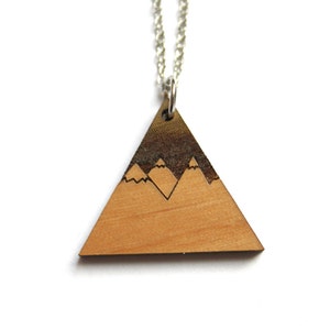 Wood collar with mountain pendant, nature inspiration, landscape, lasercut and laser engraving, triangle shape, chic modern hand made France image 5