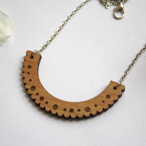 Geometric necklace, point lace pattern, wooden collar, unique jewel, natural wood, metal silver color, original gift for her, made in France image 10