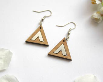 Triangle earrings, geometric minimal modern design, natural wood, chevron silver color, unique and original jewel, graphic jewelry