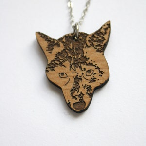 Wood necklace, wolf pendant collar, animal shape, man jewel, woman unisex jewelry, made in France Paris, forest, bohemian and natural style