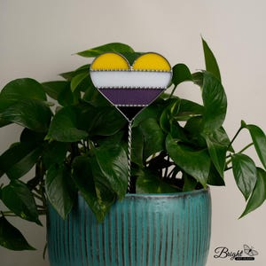 Stained Glass Plant Stick Pride Support Gift Non Binary Rainbow Garden Ornament Copper Planter Plant Sticker Lgbtq Home Decoration Handmade