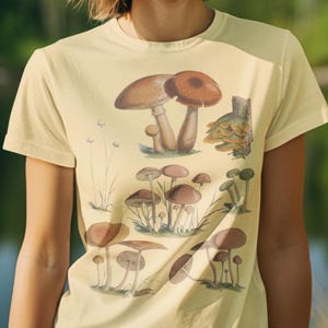 Maglietta con illustrazione di funghi vintage - PL2 Sarah Price 1864 Stampa botanica - Regalo per raccoglitori - Maglietta Cottagecore Nature - Maglietta per amanti della micologia - Forestcore