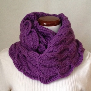 Cable Knitted Infinity Scarf Shawl, Fisherman Cable Knit Scarf, Chunky Cable Infinity Scarf