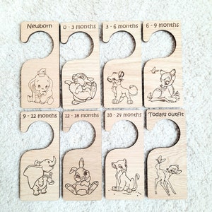 Séparateurs de penderie Disney x 8 Cintres en bois pour chambre de bébé pour nouveau-né cadeau de shower de bébé pour vêtements de bébé