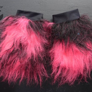 Rose et noirs poignets moelleux
