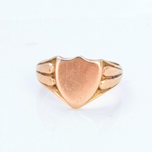 Antique 9ct Rose Gold Signet Ring with Shield 1919 Hallmark