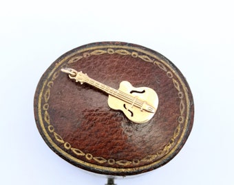 1950s 9ct Gold Acoustic Guitar Charm