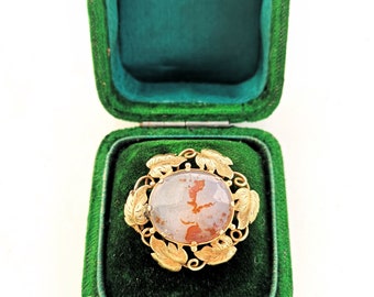 Early 19th Century Gold & Agate Brooch